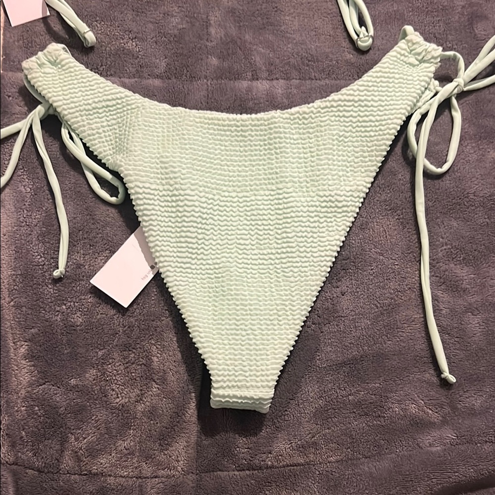 Women’s Mint Green Bikini Set top Medium Bottom Large - Picture 9 of 11